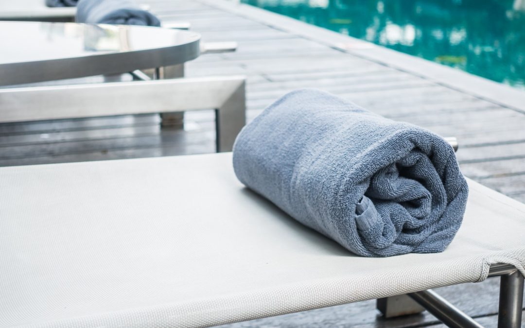 ¿Instalar un sistema de sal en tu piscina funciona?